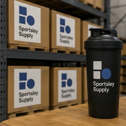 Customized shaker bottles for coaches and online programmes