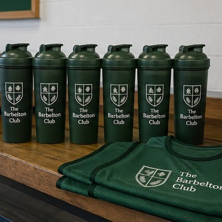 Customized shaker bottles for sports clubs and teams